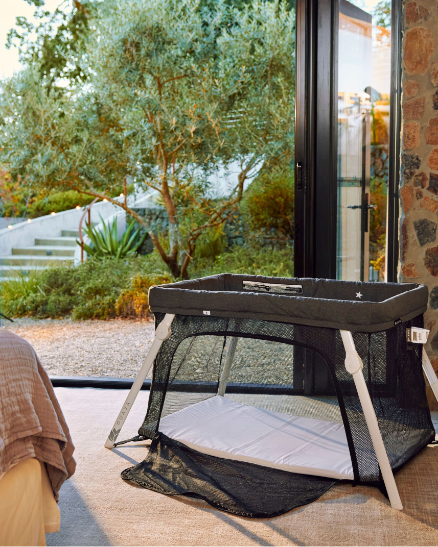 Guava Family Lotus Travel Crib